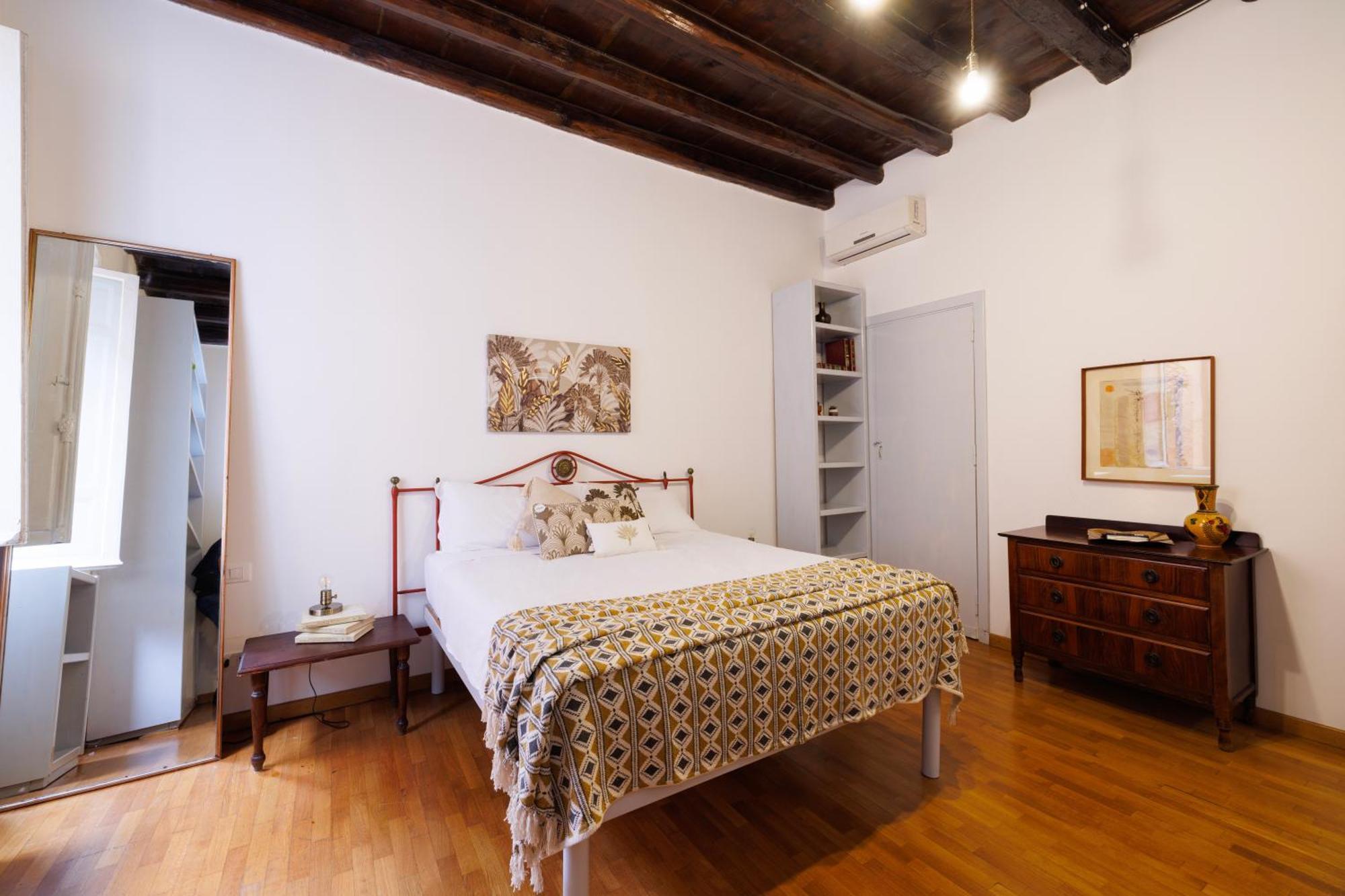 Gesu E Maria Balcony Apt At Spanish Steps Рим Экстерьер фото