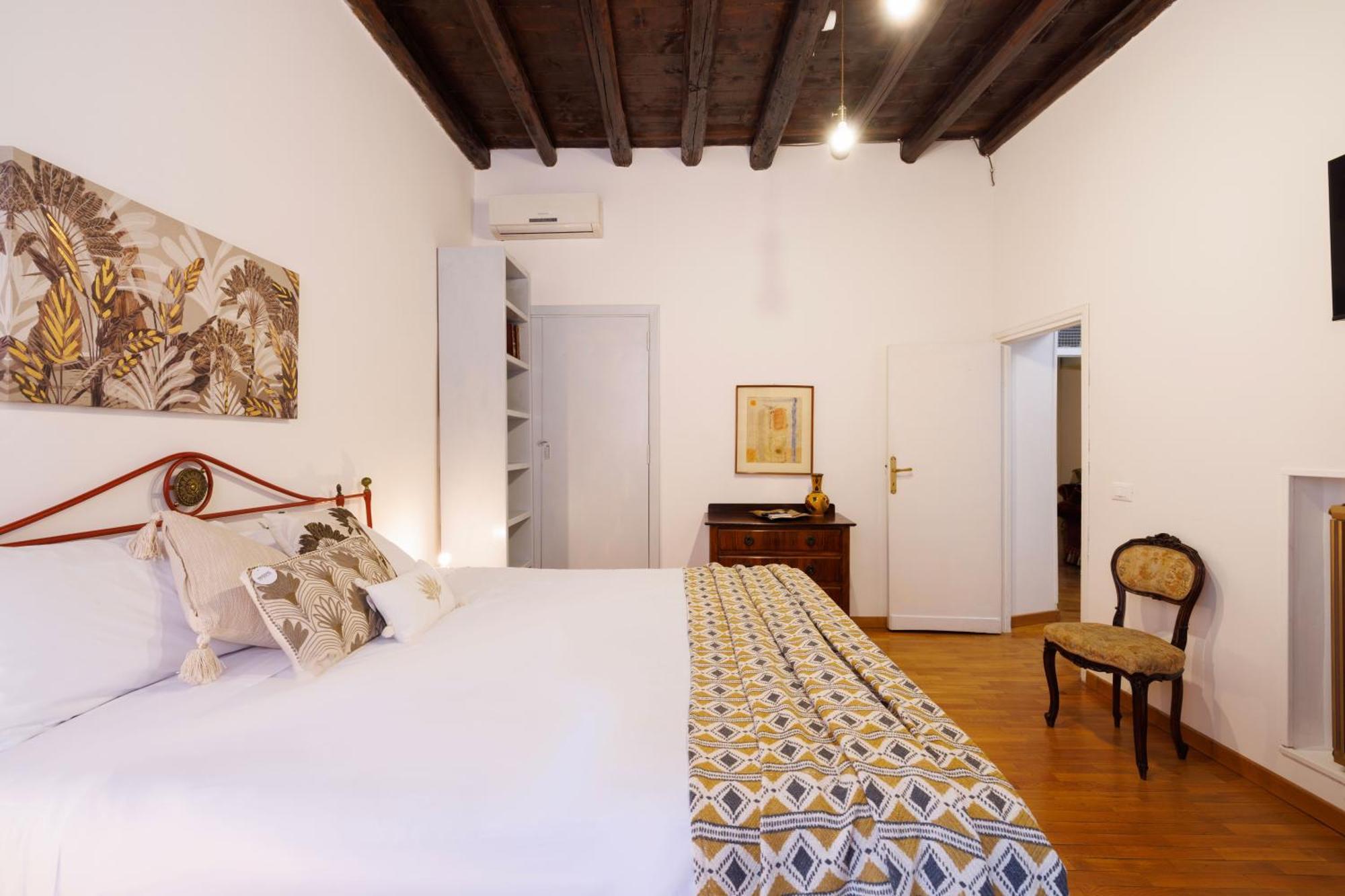 Gesu E Maria Balcony Apt At Spanish Steps Рим Экстерьер фото