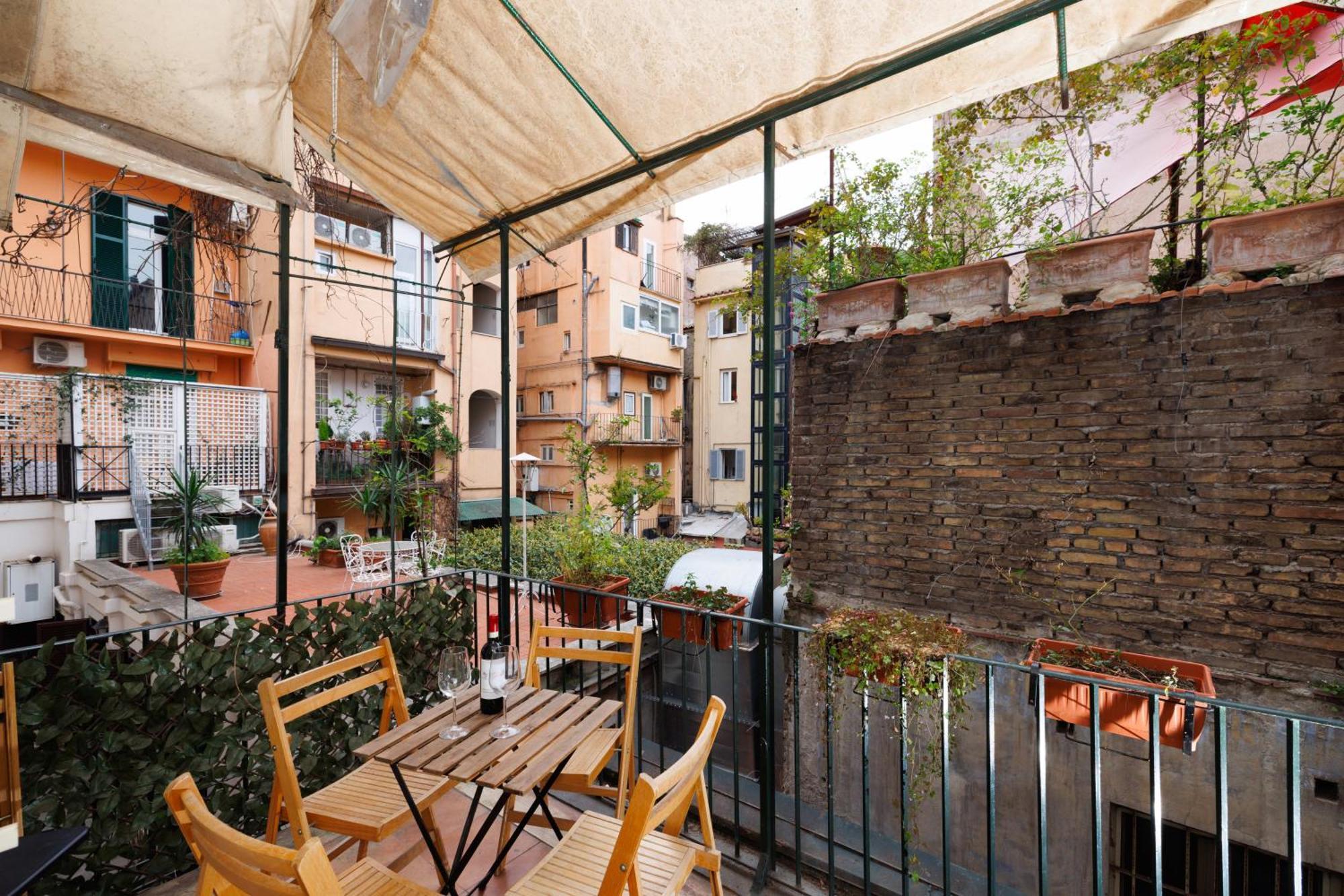 Gesu E Maria Balcony Apt At Spanish Steps Рим Экстерьер фото