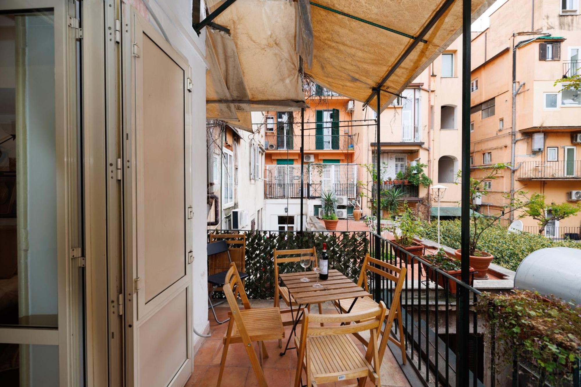 Gesu E Maria Balcony Apt At Spanish Steps Рим Экстерьер фото