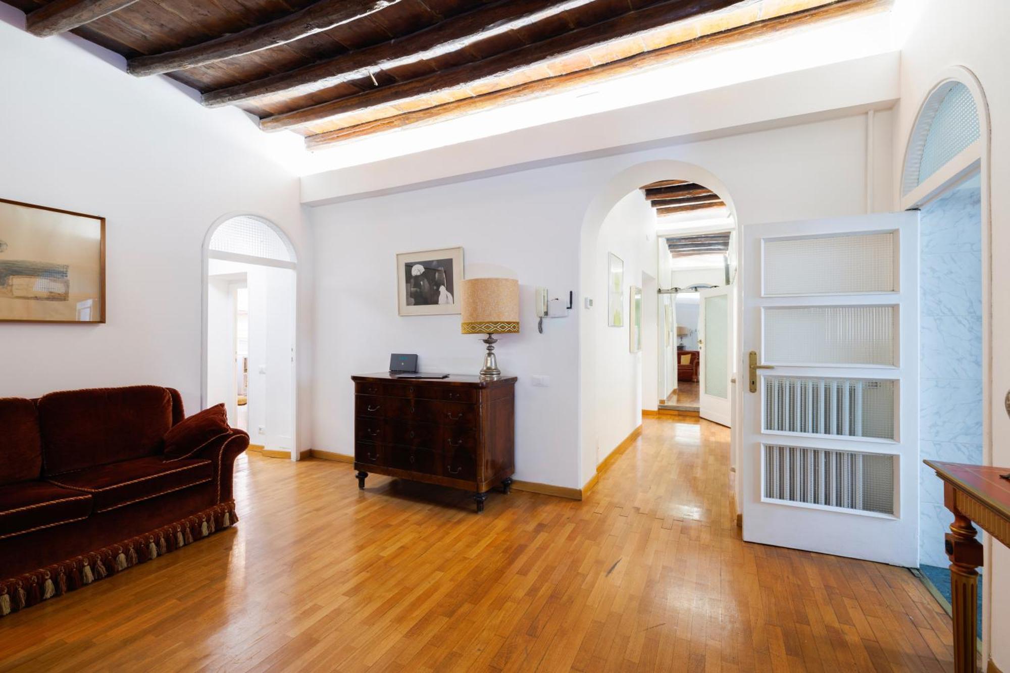 Gesu E Maria Balcony Apt At Spanish Steps Рим Экстерьер фото