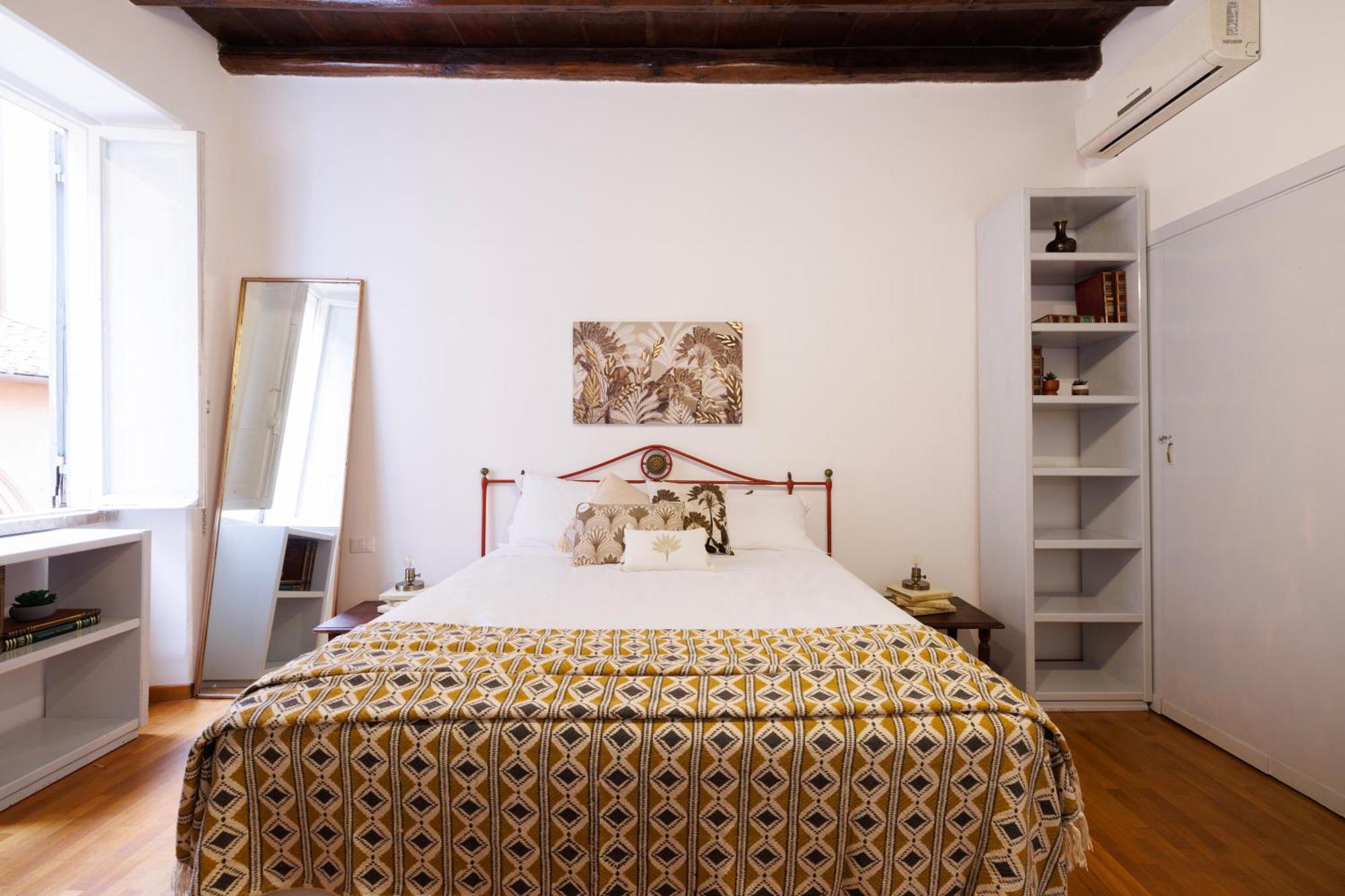 Gesu E Maria Balcony Apt At Spanish Steps Рим Экстерьер фото